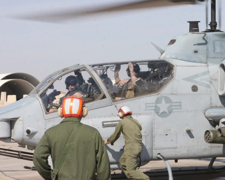 Image: U.S. Marine Corps AH-1W Super Cobra Helicopter