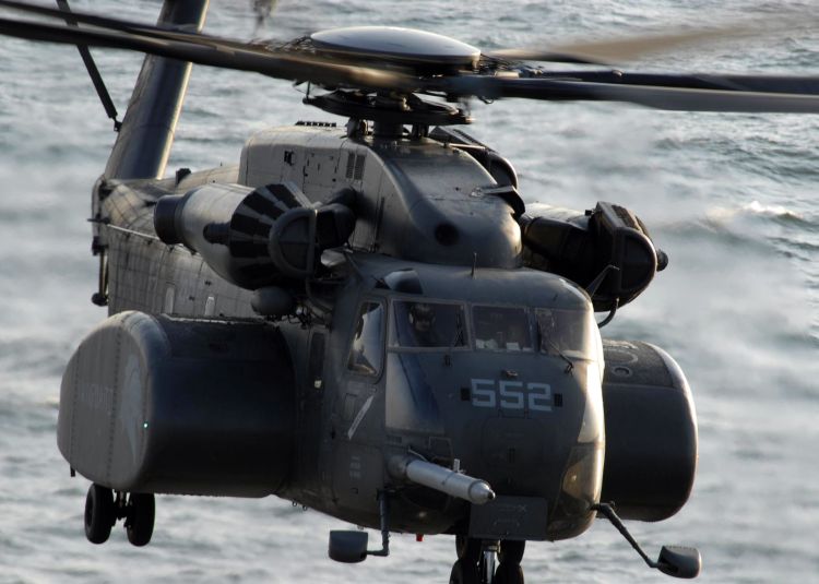 Image: United States Marine Corps MH-53E Sea Dragon Helicopter