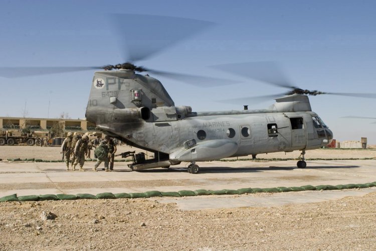 Image: U.S.M.C. CH-46 Sea Knight Helicopter