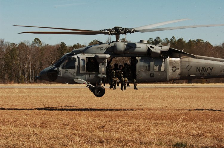 Image: U.S. Navy MH-60S Seahawk Helicopter